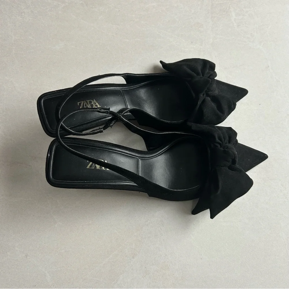 Zara Black Bow Pointed Toe Slingback Kitten Heels / Size 37 - Picture 2 of 9